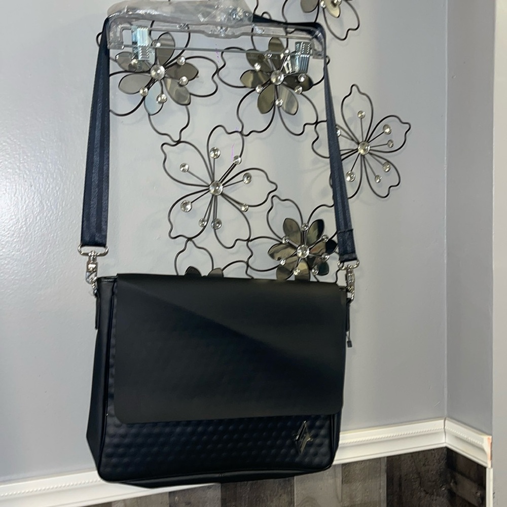 Andrea Valentini laptop 💼 NWT